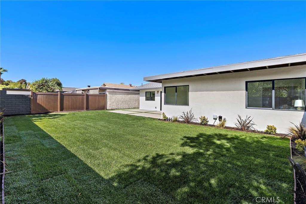 MLS #OC25250070 image #45