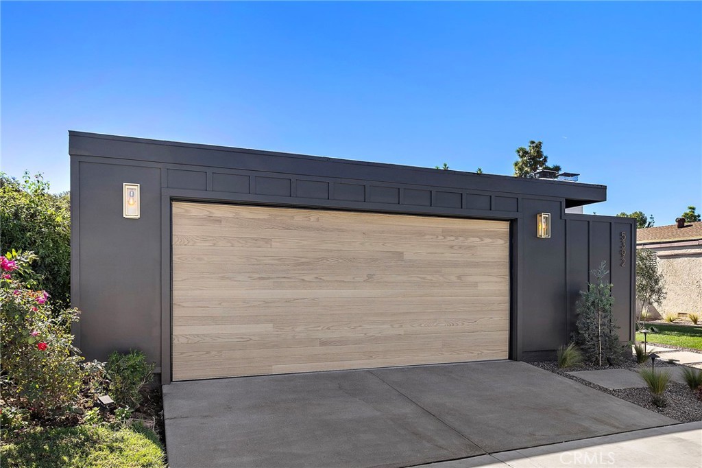 MLS #OC25250070 image #7