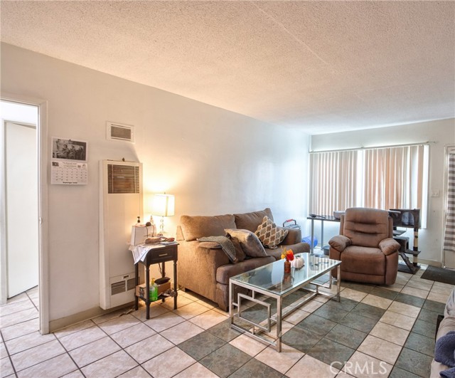 MLS #OC25250096 image #15