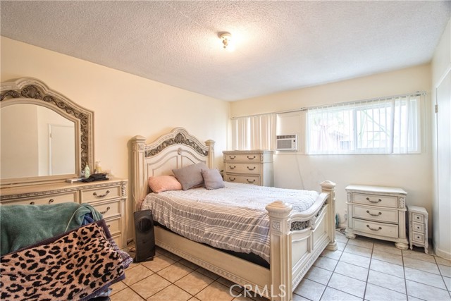 MLS #OC25250096 image #20