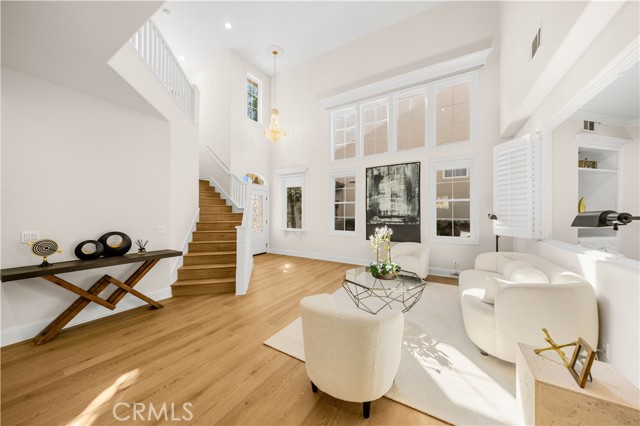 MLS #OC25250127 image #15