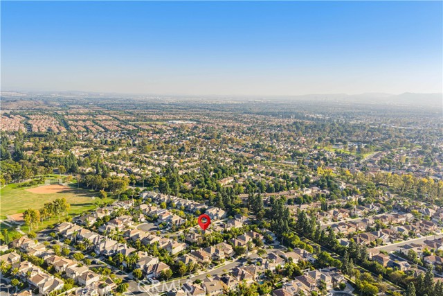 MLS #OC25250127 image #2