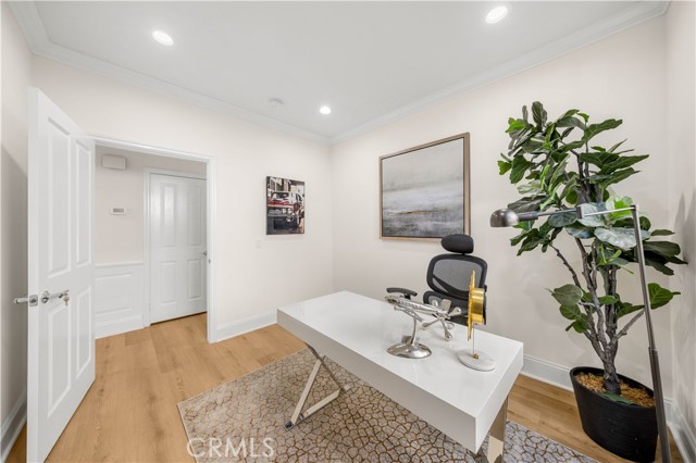 MLS #OC25250127 image #24