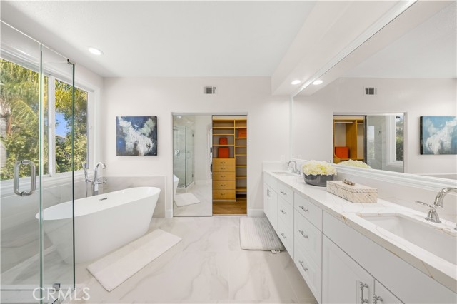 MLS #OC25250127 image #34