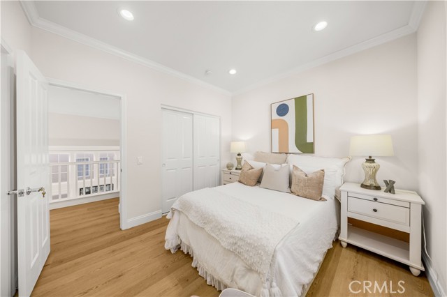 MLS #OC25250127 image #37