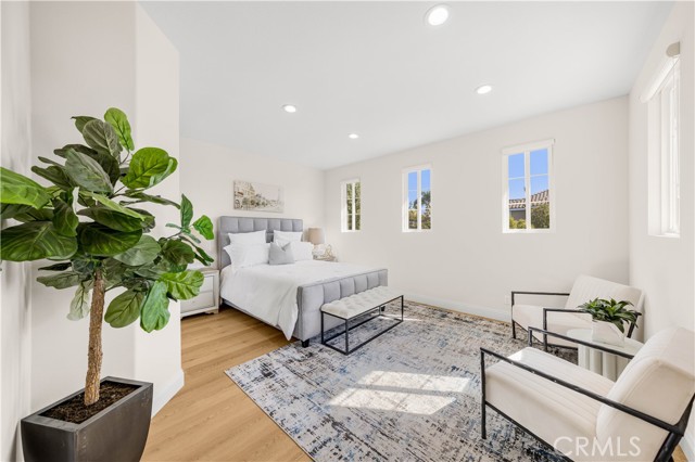 MLS #OC25250127 image #41