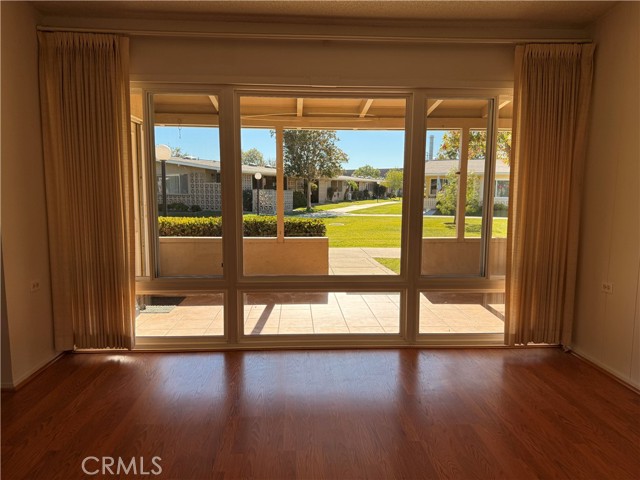 MLS #OC25250136 image #20