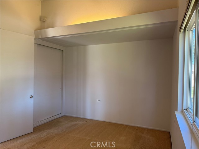 MLS #OC25250136 image #31