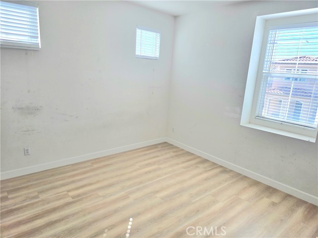 MLS #OC25250150 image #14