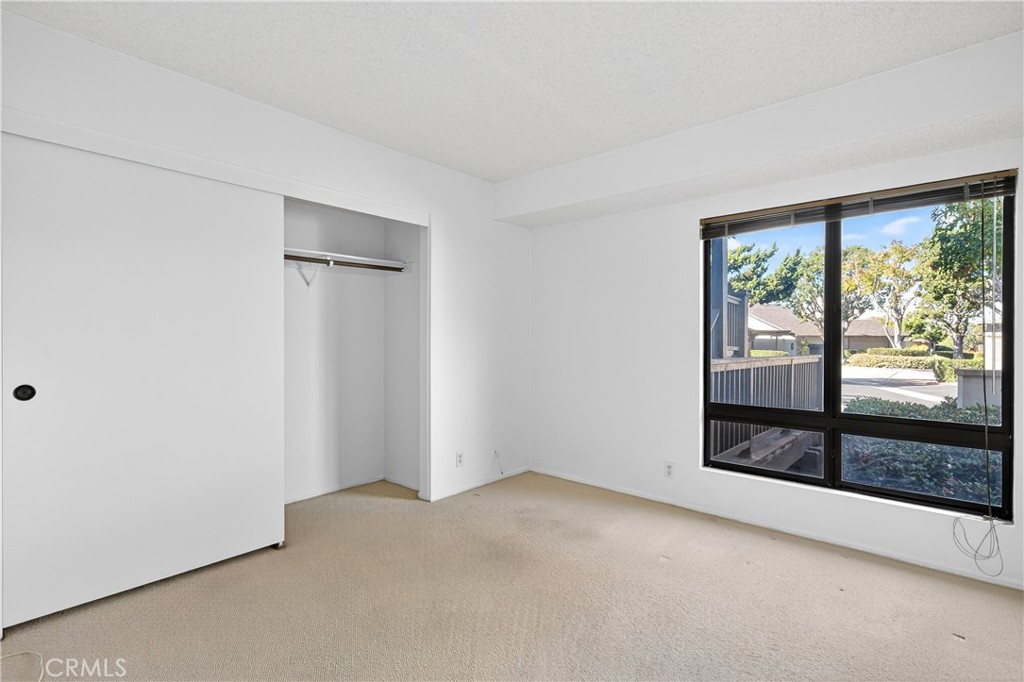 MLS #OC25250186 image #18