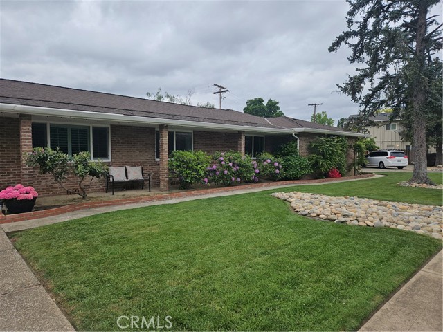 MLS #OC25250219 image #1