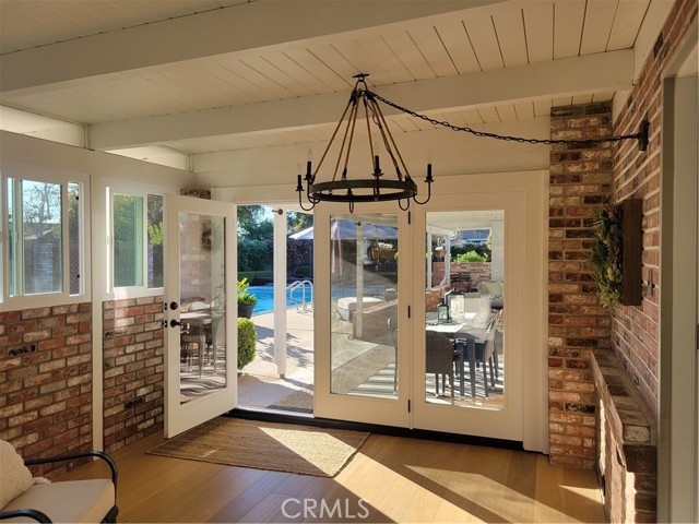 MLS #OC25250219 image #14