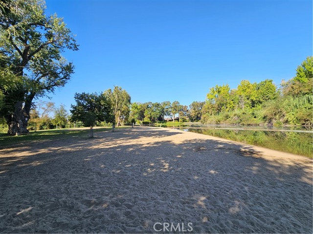 MLS #OC25250219 image #32