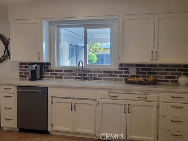 MLS #OC25250219 image #7