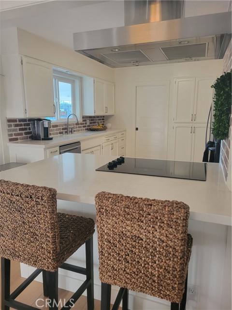 MLS #OC25250219 image #9