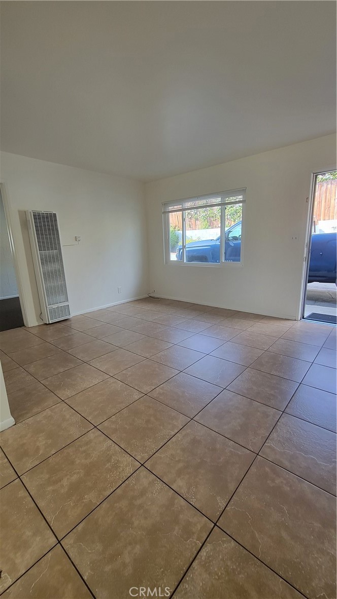 MLS #OC25250261 image #5