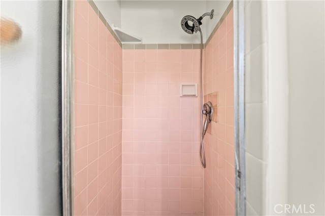 MLS #OC25250270 image #10