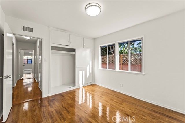 MLS #OC25250270 image #21