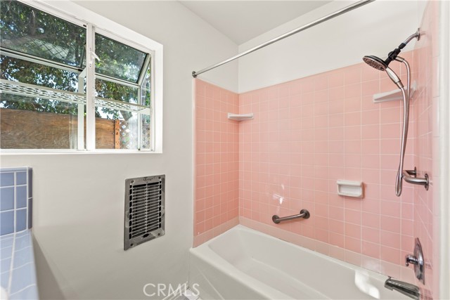 MLS #OC25250270 image #22