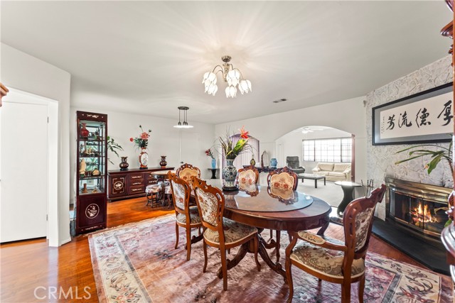 MLS #OC25250270 image #28