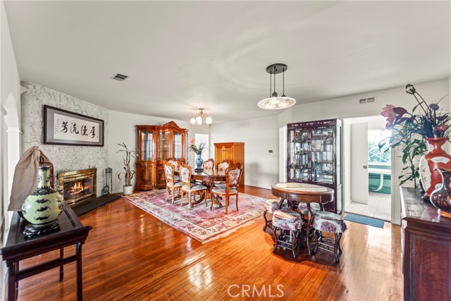 MLS #OC25250270 image #30