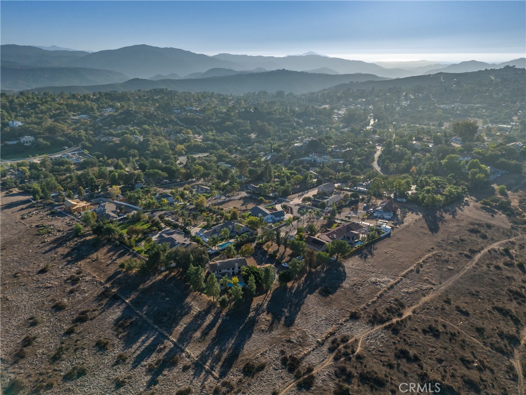 MLS #OC25250274 image #10