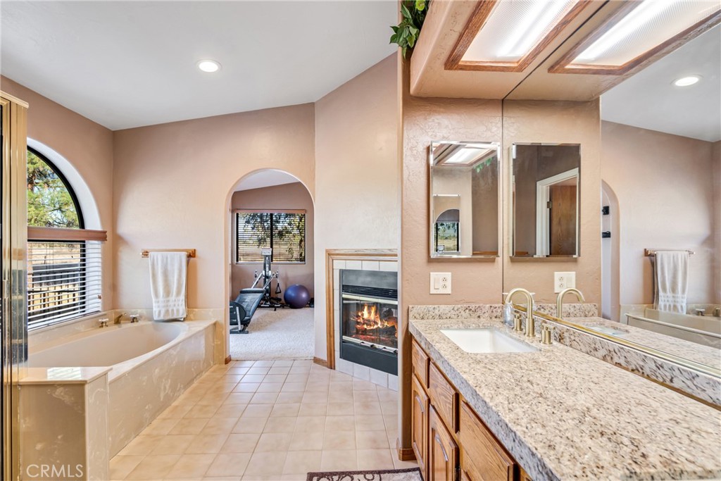 MLS #OC25250274 image #44