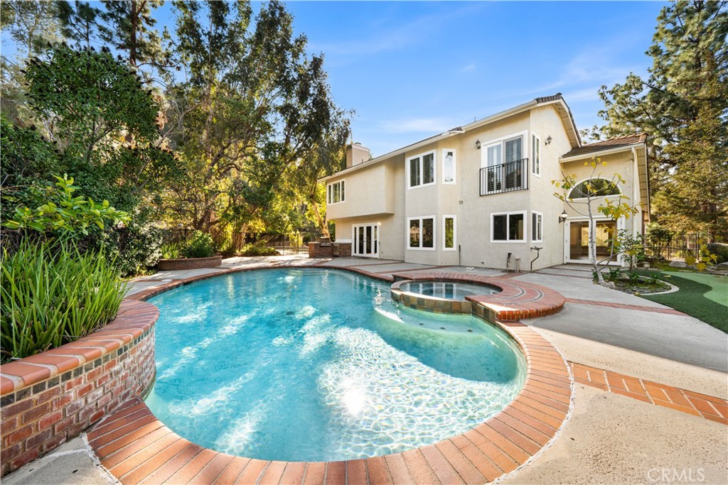 MLS #OC25250292 image #36