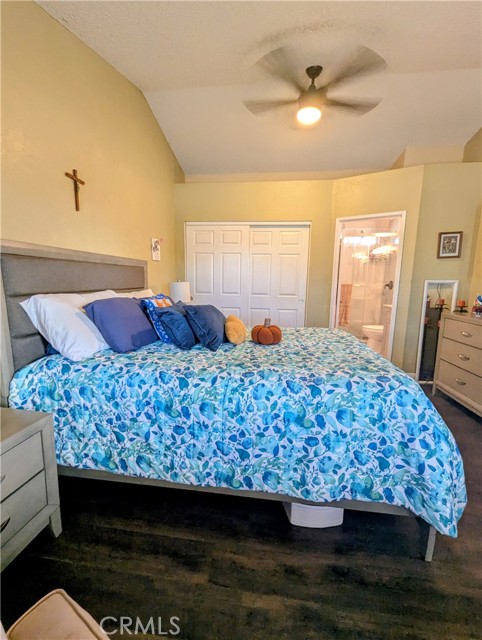 MLS #OC25250357 image #22