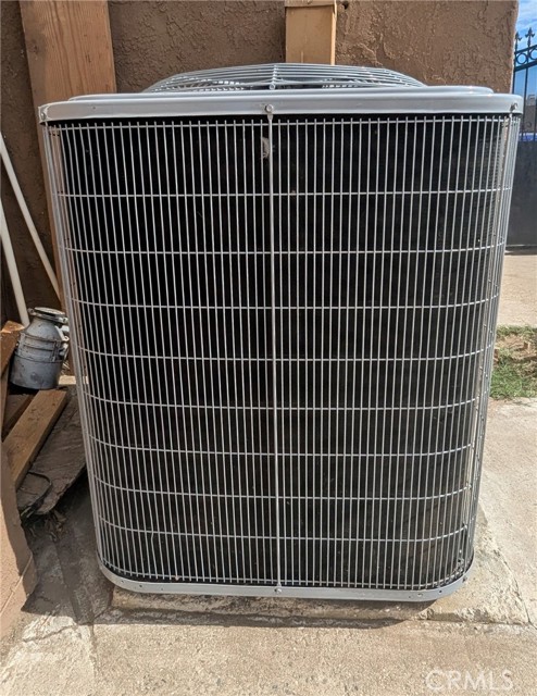 MLS #OC25250357 image #31