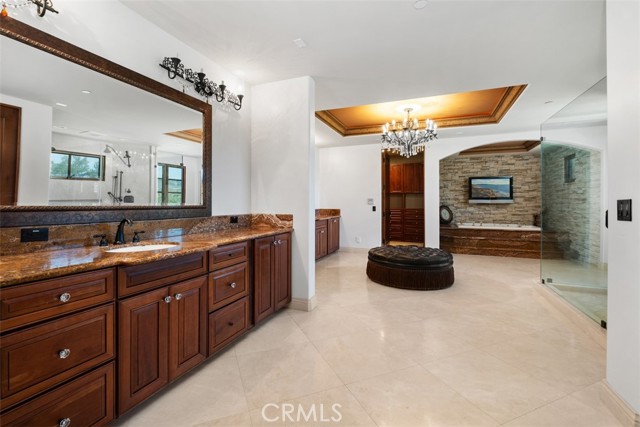 MLS #OC25250385 image #20