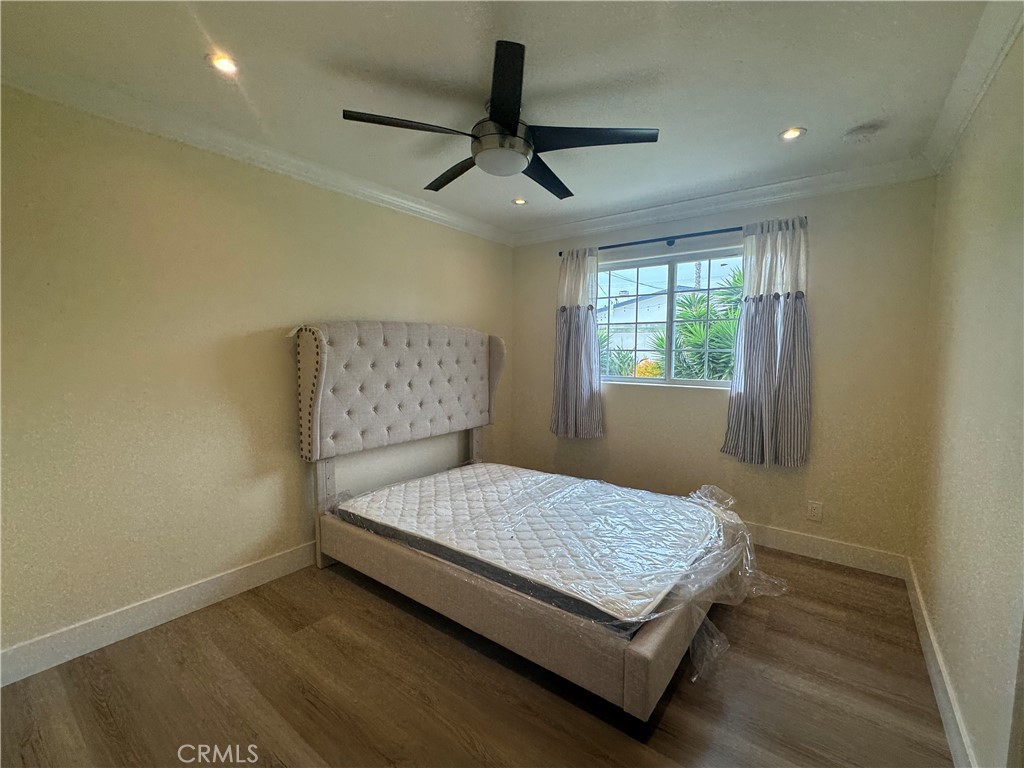 MLS #OC25250489 image #12