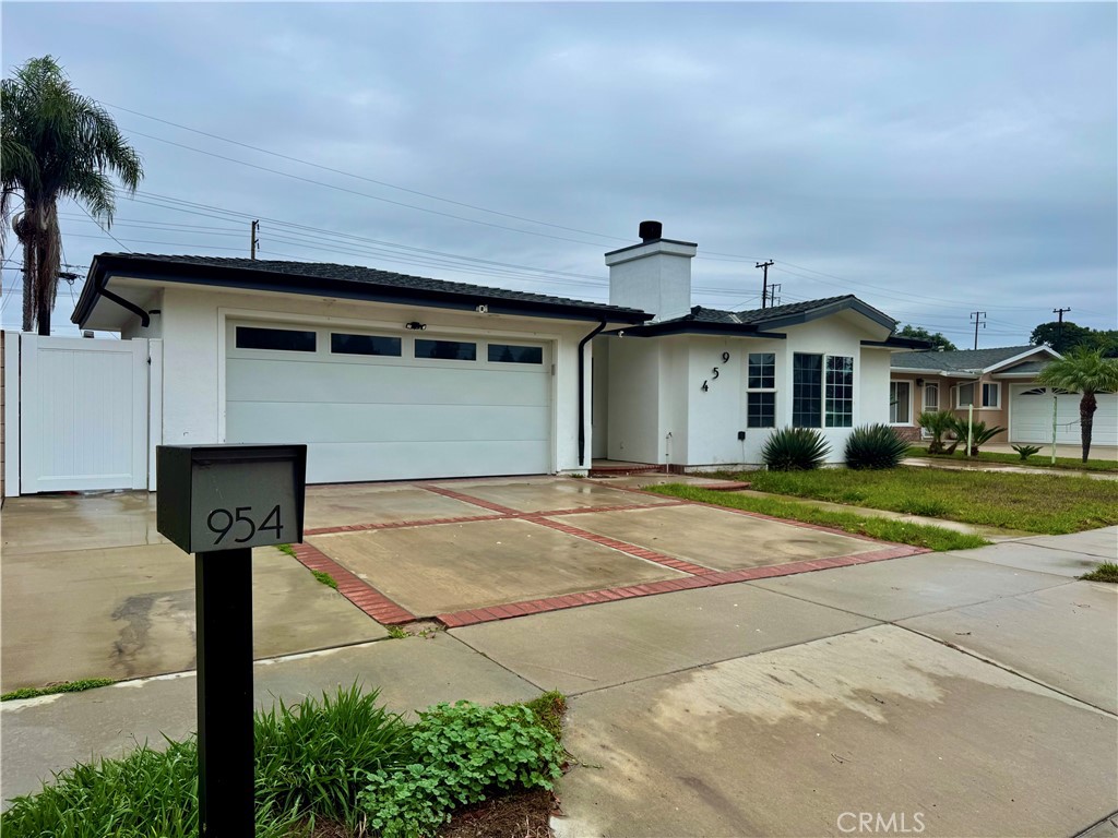 MLS #OC25250489 image #13