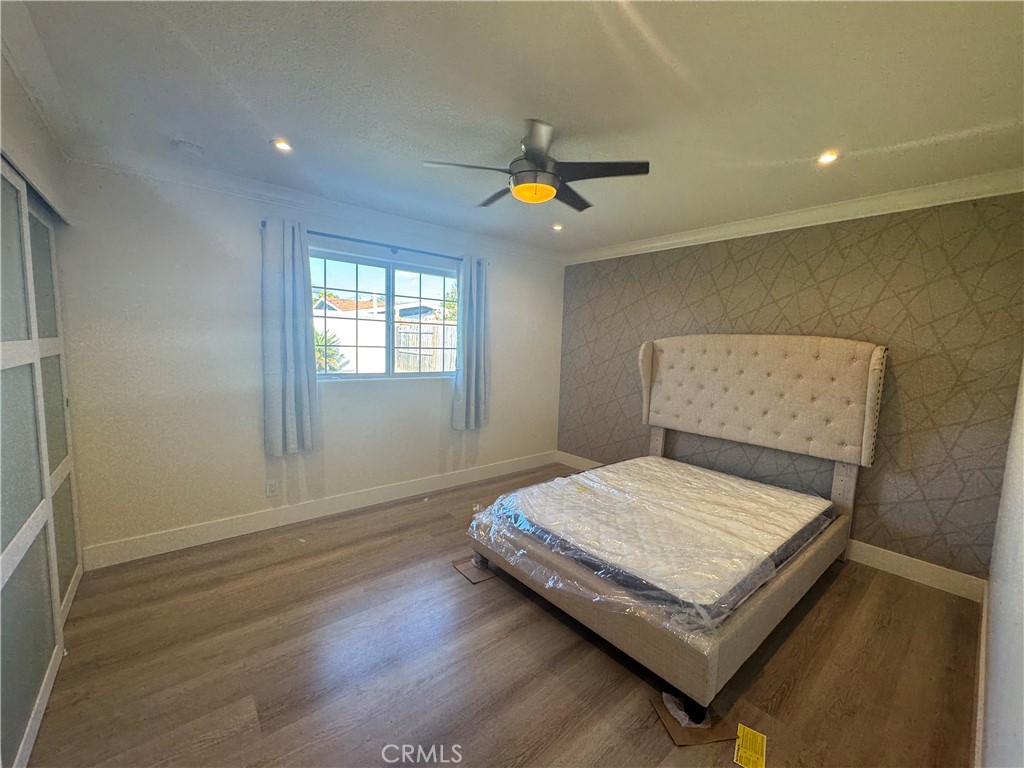 MLS #OC25250489 image #5