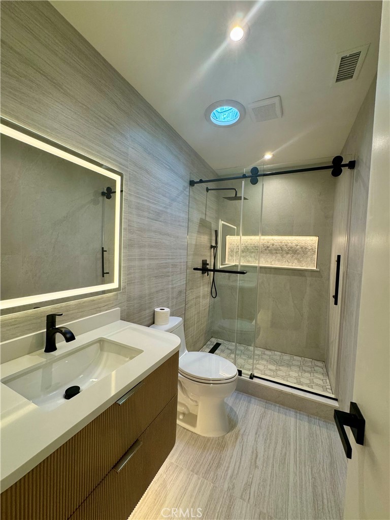 MLS #OC25250489 image #7