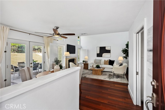 MLS #OC25250519 image #1