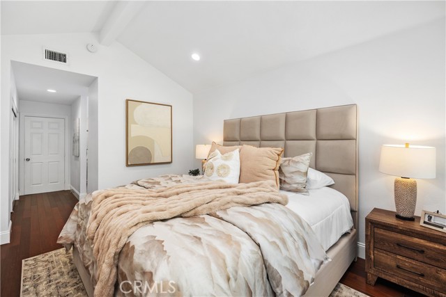 MLS #OC25250519 image #22