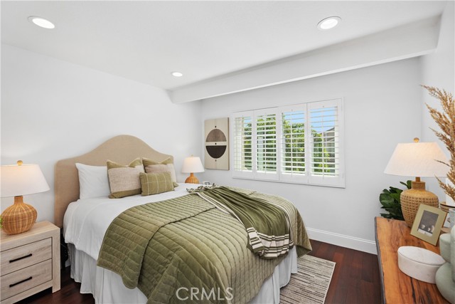 MLS #OC25250519 image #26