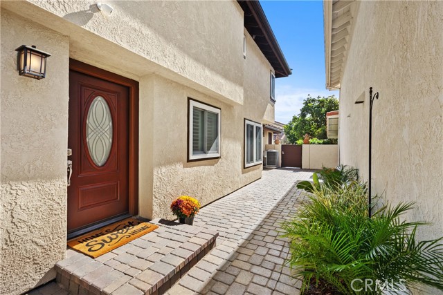 MLS #OC25250519 image #29