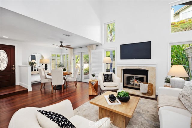 MLS #OC25250519 image #3