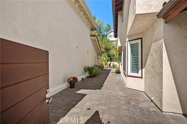 MLS #OC25250519 image #37