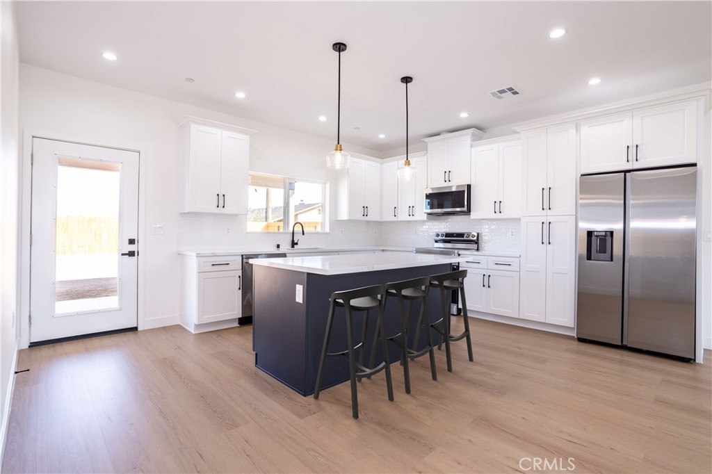 MLS #OC25250558 image #4