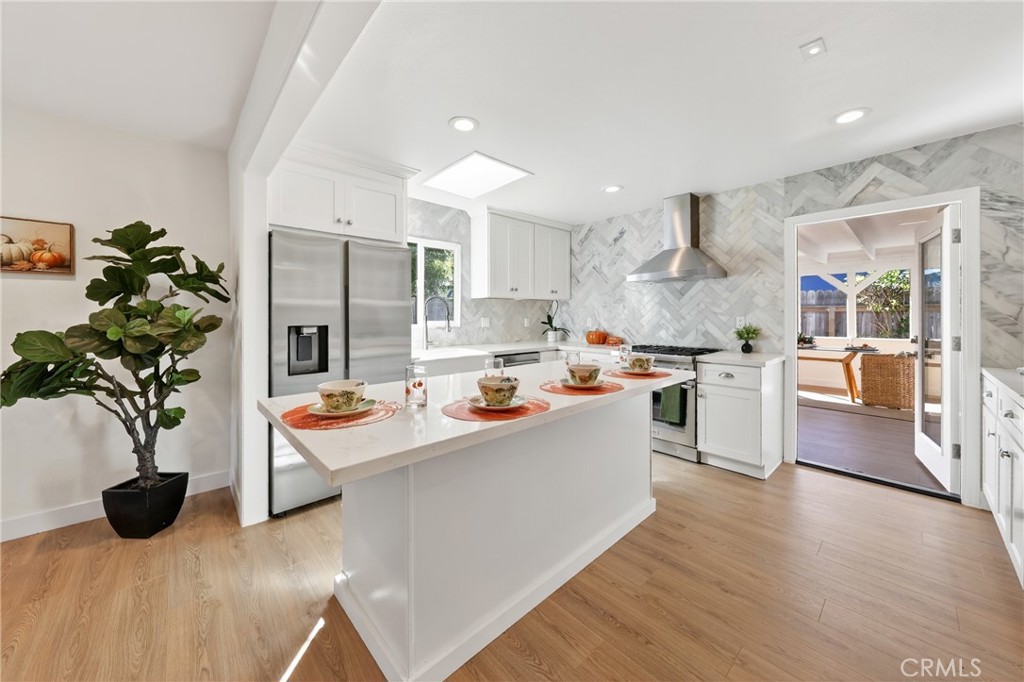 MLS #OC25250695 image #14