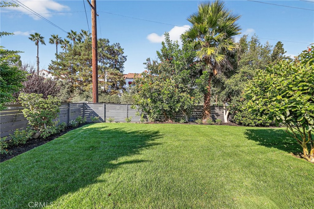 MLS #OC25250695 image #26