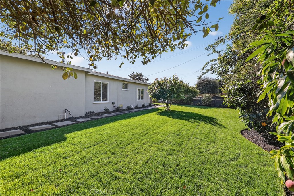 MLS #OC25250695 image #29