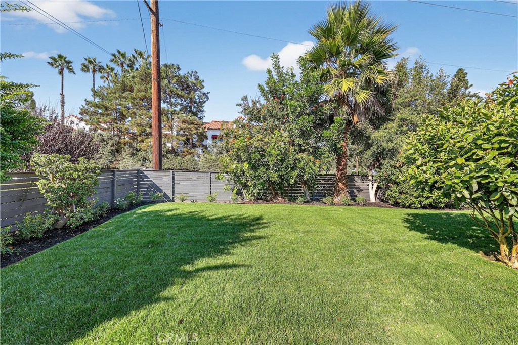 MLS #OC25250695 image #30