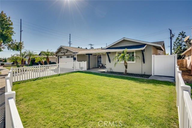 MLS #OC25250712 image #3