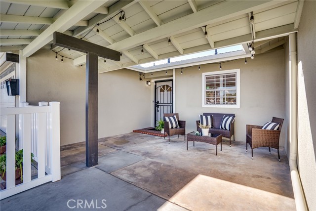 MLS #OC25250712 image #4