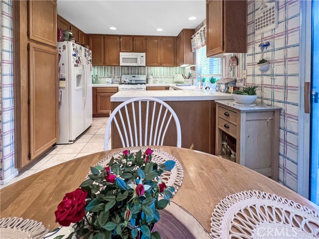 MLS #OC25250723 image #9