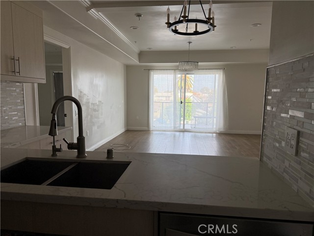 MLS #OC25250725 image #6